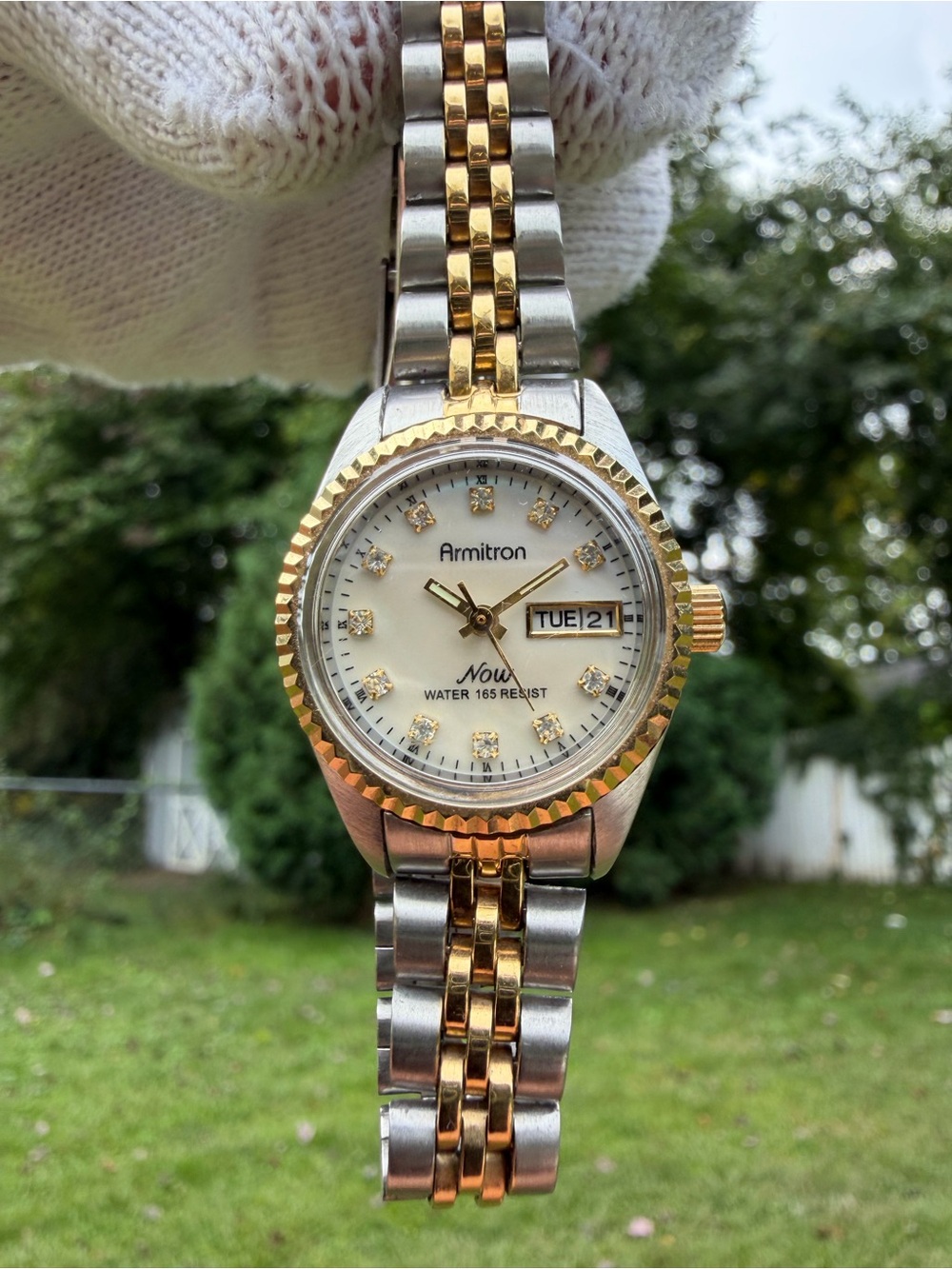Vintage Armitron Now Women's Two-Tone Watch Day/Date Crystal Markers 165ft WR
